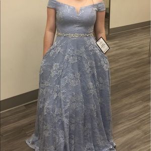 Macy’s Prom Dress, Blue/Lavender Color, Size 10, Has pockets, Never worn!
